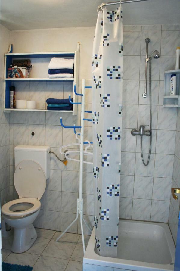 Apartment Azriel Vir Buitenkant foto