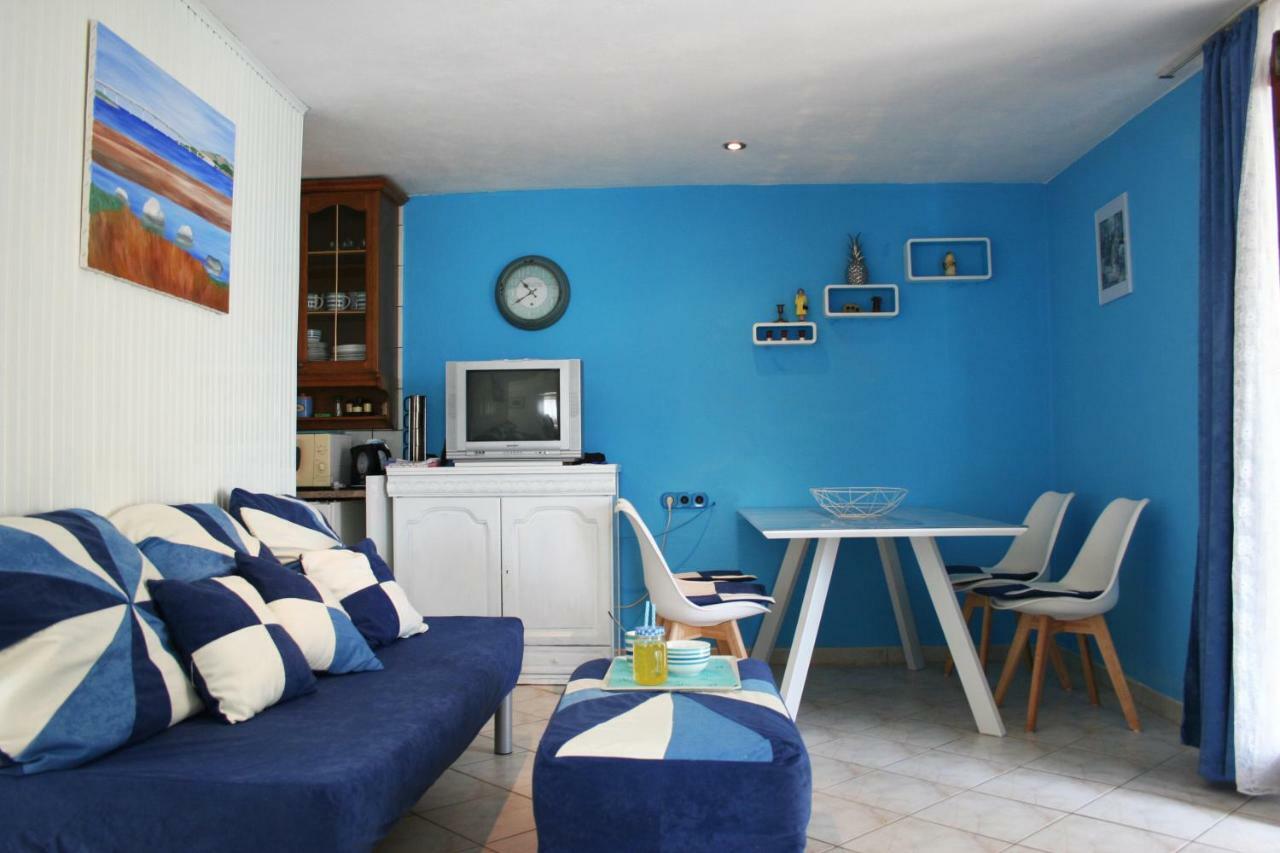 Apartment Azriel Vir Buitenkant foto